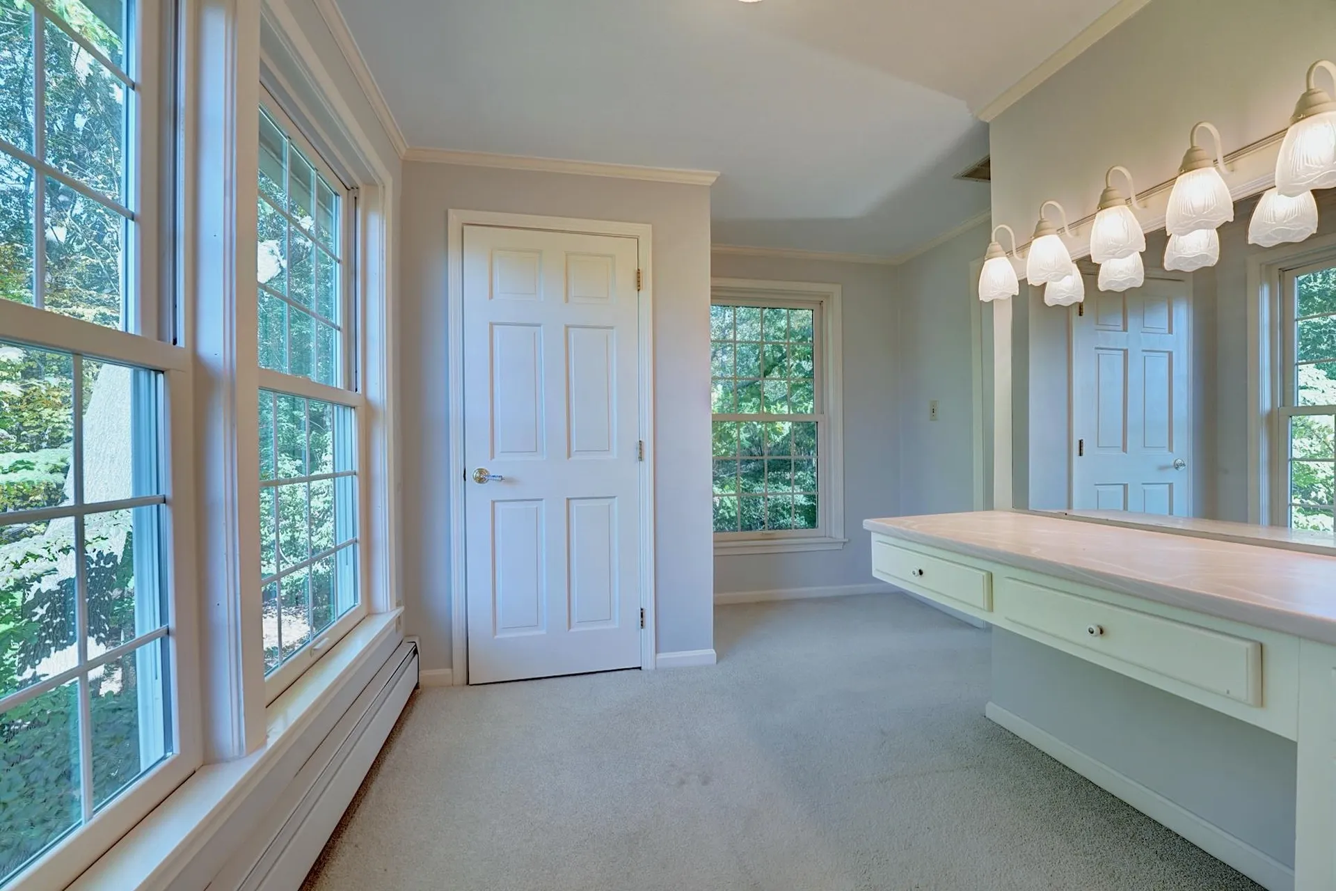 5 Runnymede Drive North Hampton NH 03862