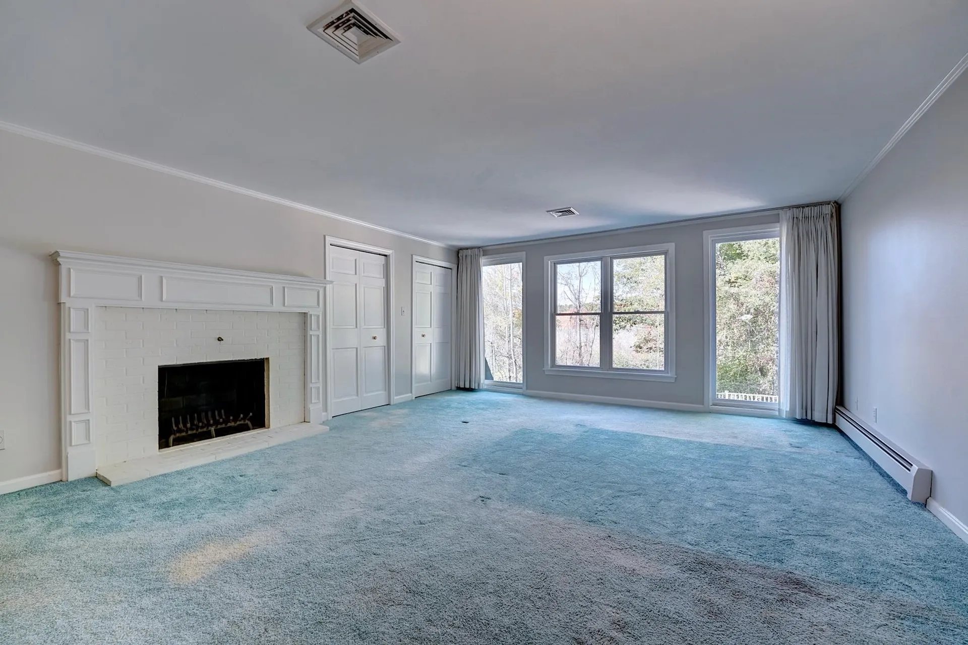 5 Runnymede Drive North Hampton NH 03862