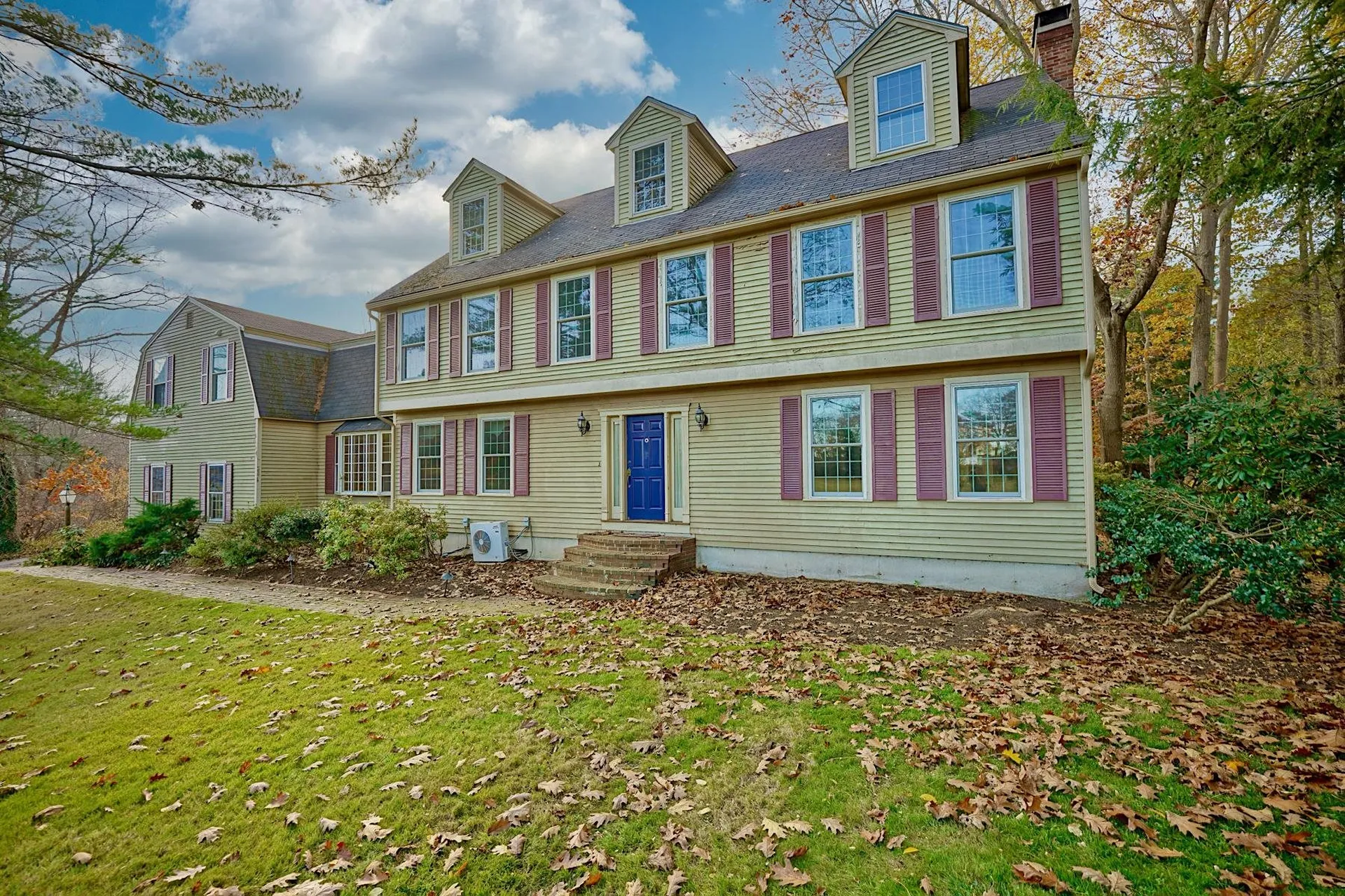 5 Runnymede Drive North Hampton NH 03862