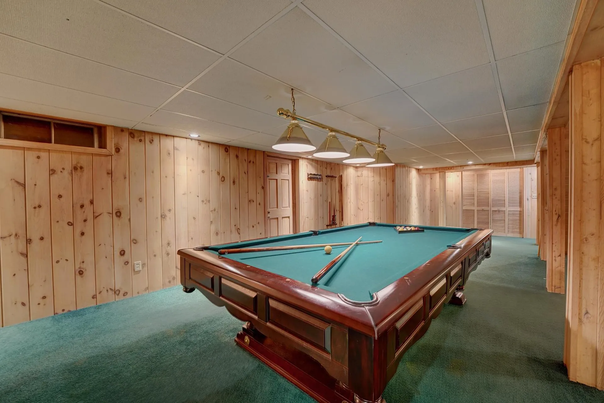 5 Runnymede Drive North Hampton NH 03862