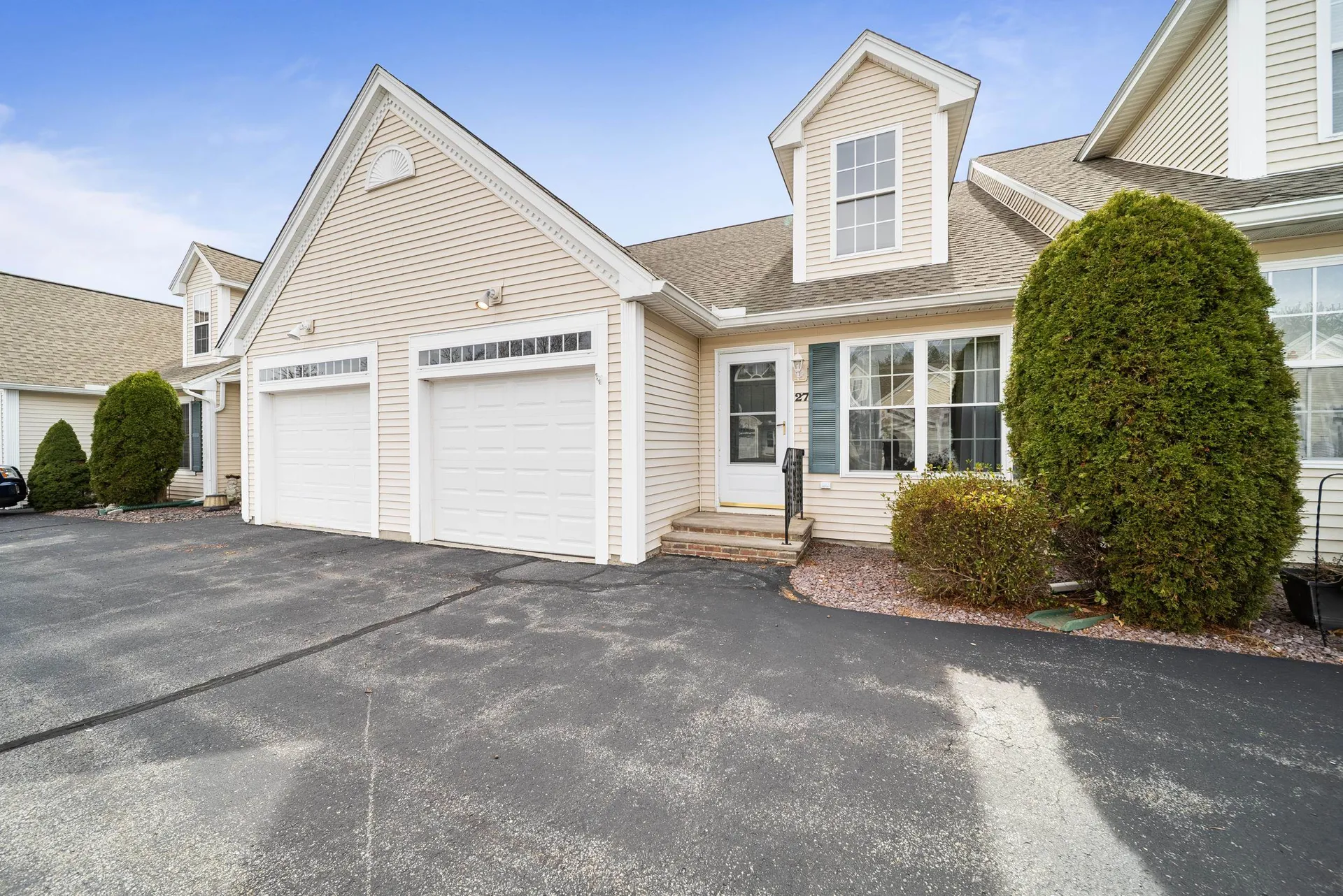 27 Pleasant Street Windham NH 03087