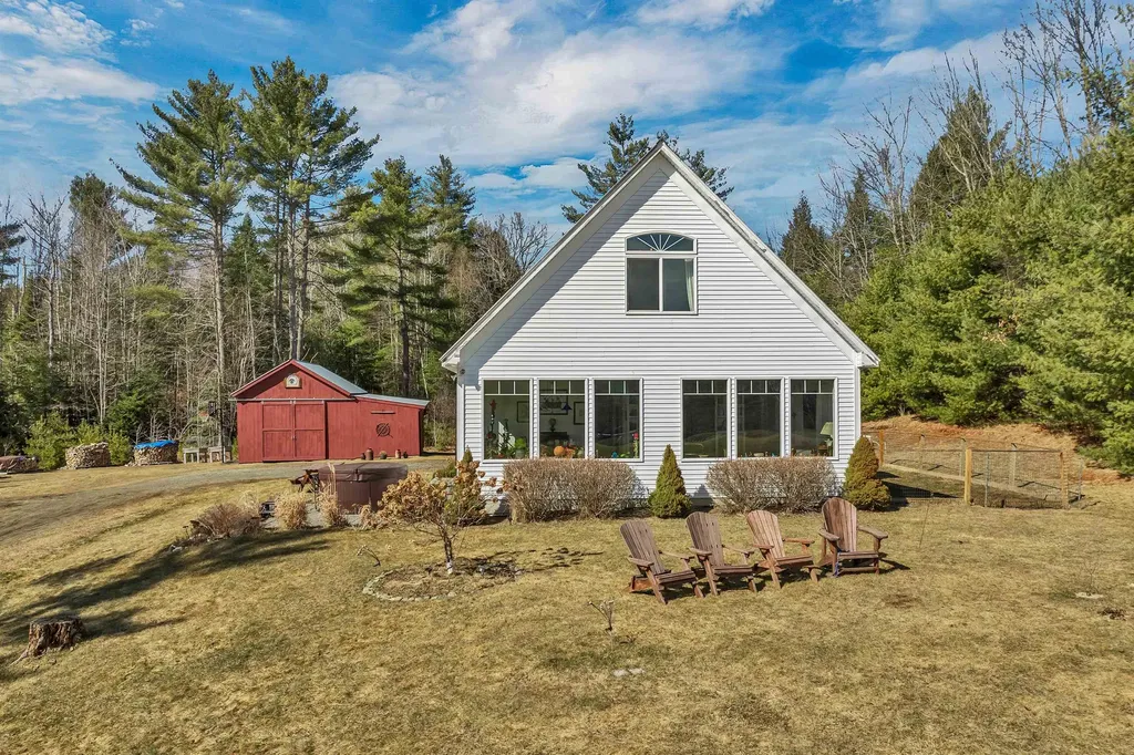 105 Porter Road Bath NH 03740