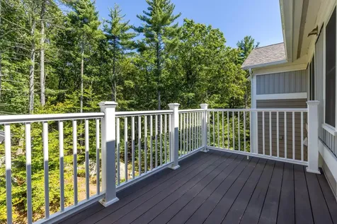 32 Willey Creek Road Exeter NH 03833