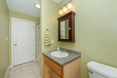114 Scruton Pond Road Barrington NH 03825
