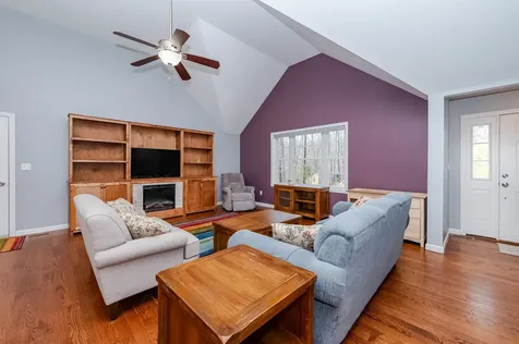 114 Scruton Pond Road Barrington NH 03825