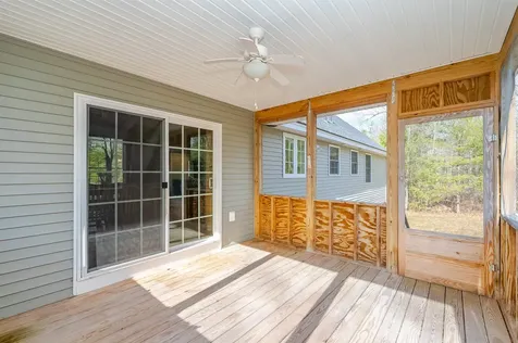 114 Scruton Pond Road Barrington NH 03825