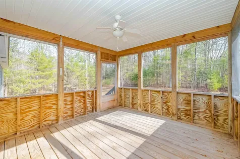 114 Scruton Pond Road Barrington NH 03825