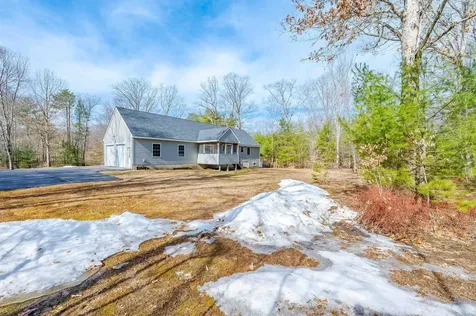 114 Scruton Pond Road Barrington NH 03825