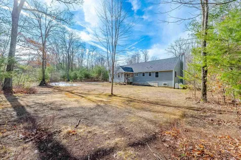 114 Scruton Pond Road Barrington NH 03825