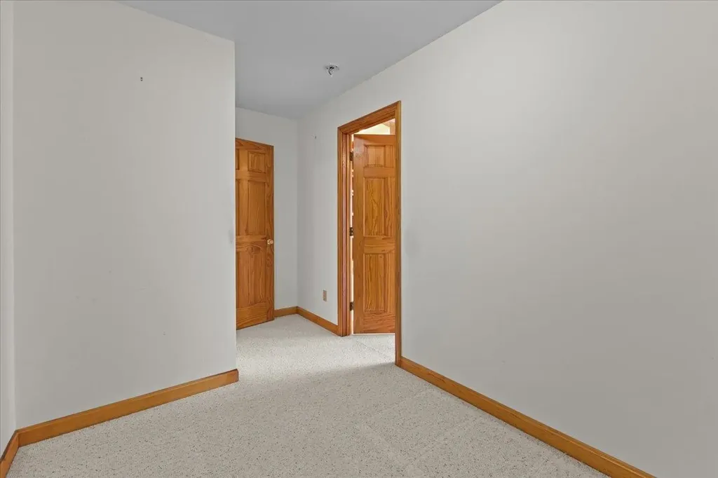 18 Sunrise Lane Grand Isle VT 05458