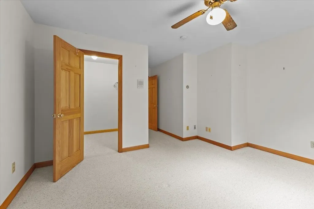 18 Sunrise Lane Grand Isle VT 05458