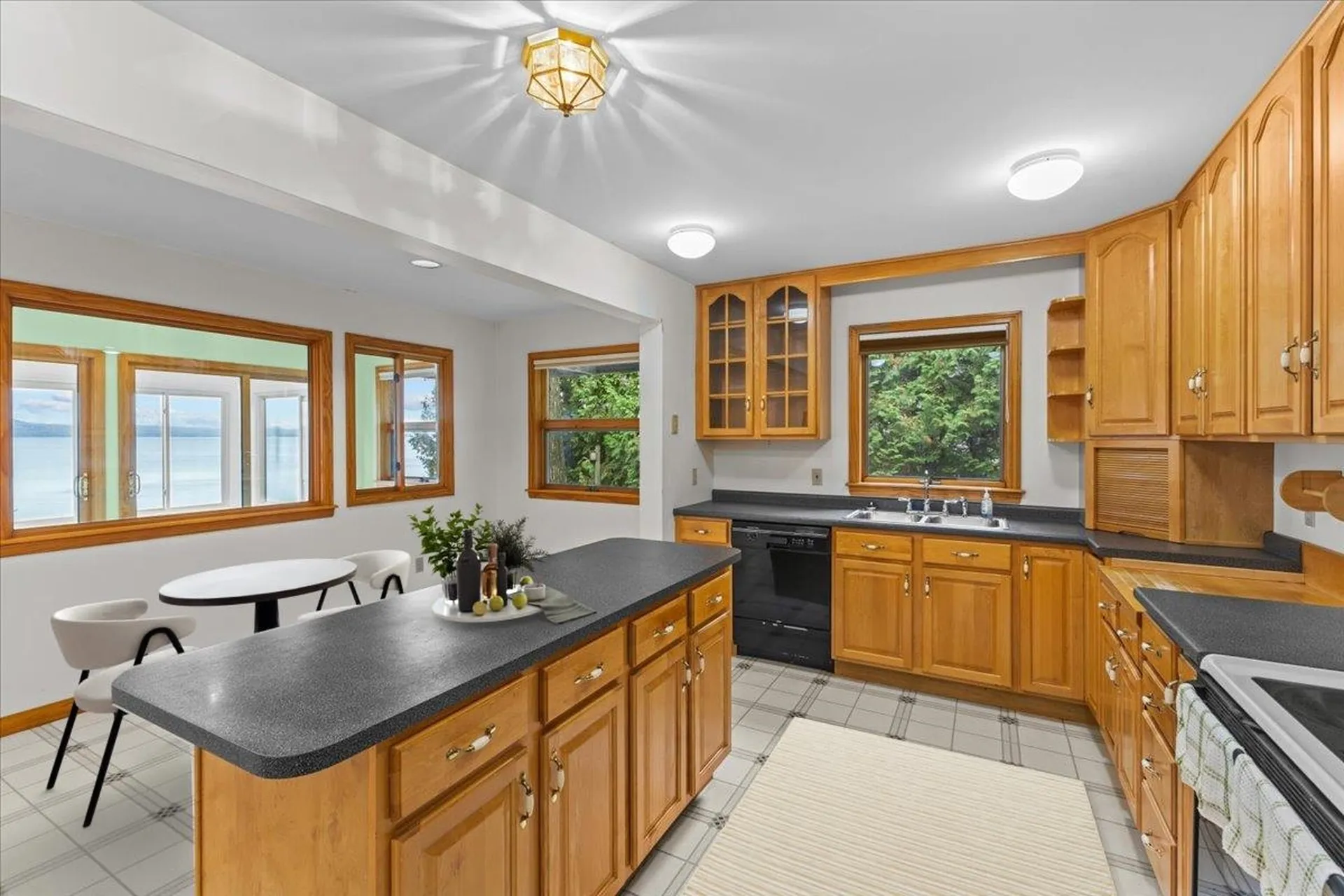 18 Sunrise Lane Grand Isle VT 05458