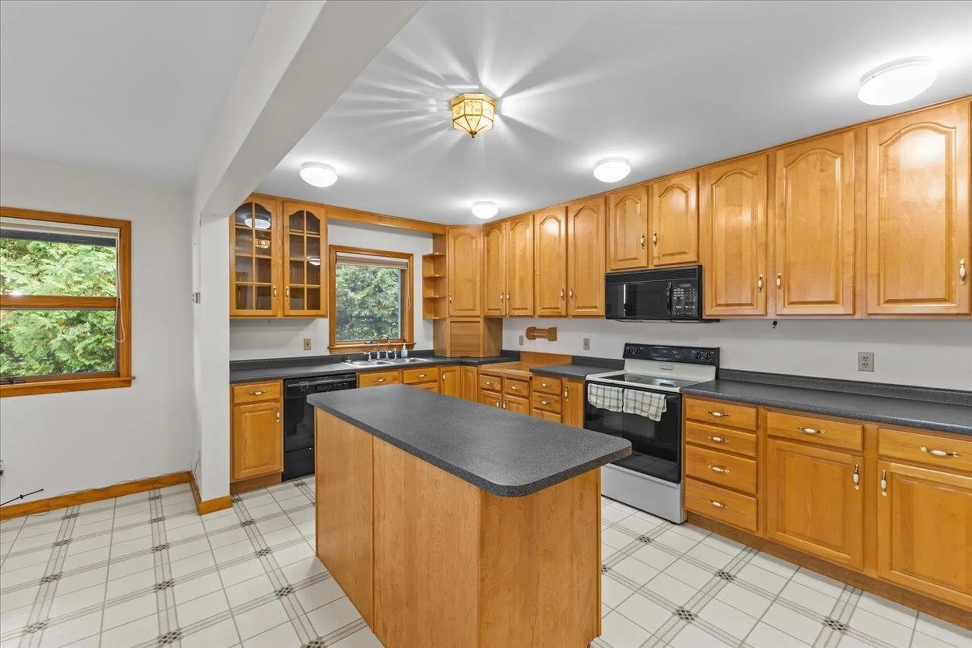 18 Sunrise Lane Grand Isle VT 05458