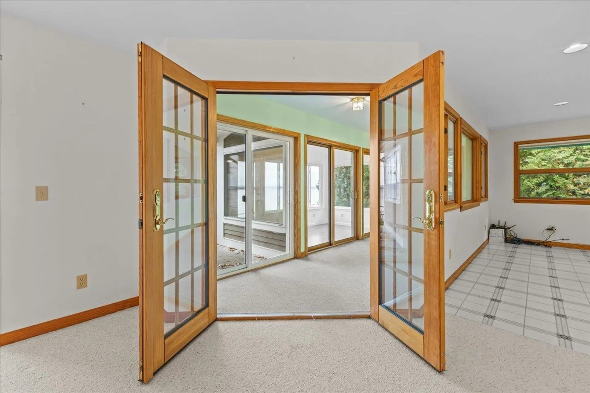 18 Sunrise Lane Grand Isle VT 05458