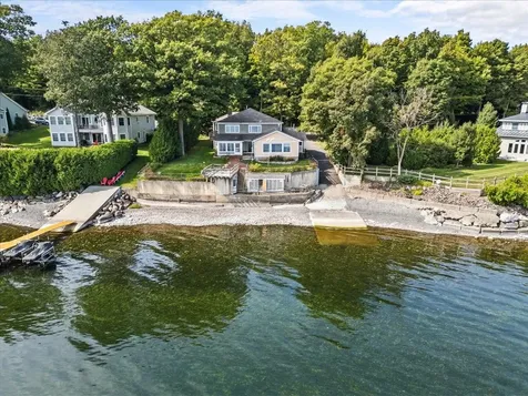 18 Sunrise Lane Grand Isle VT 05458