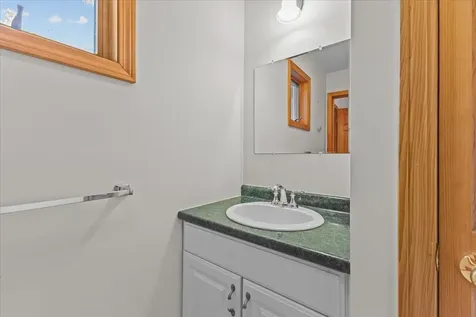 18 Sunrise Lane Grand Isle VT 05458