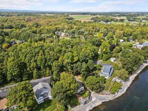 18 Sunrise Lane Grand Isle VT 05458