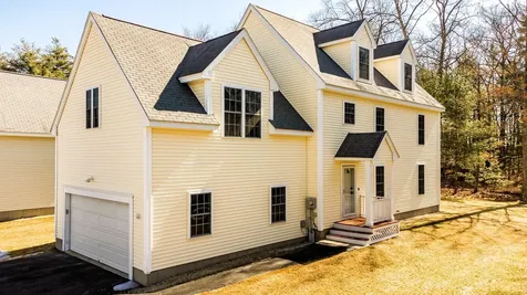 116 Barbara Lane Hudson NH 03051