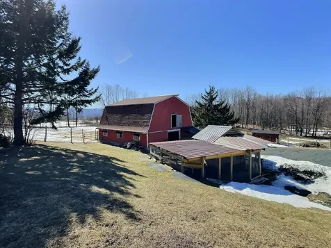99 Ferndale Drive Barnard VT 05031