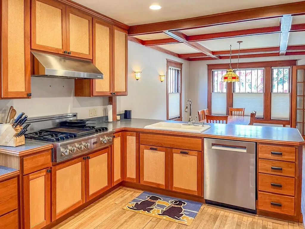 15 North Williams Street Burlington VT 05401