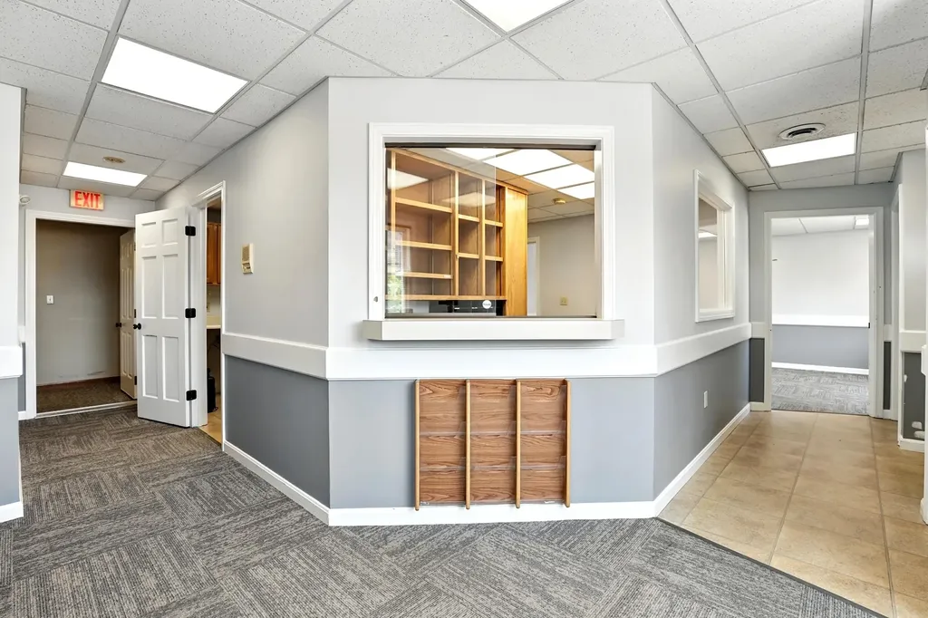 40 South River Road Bedford NH 03110