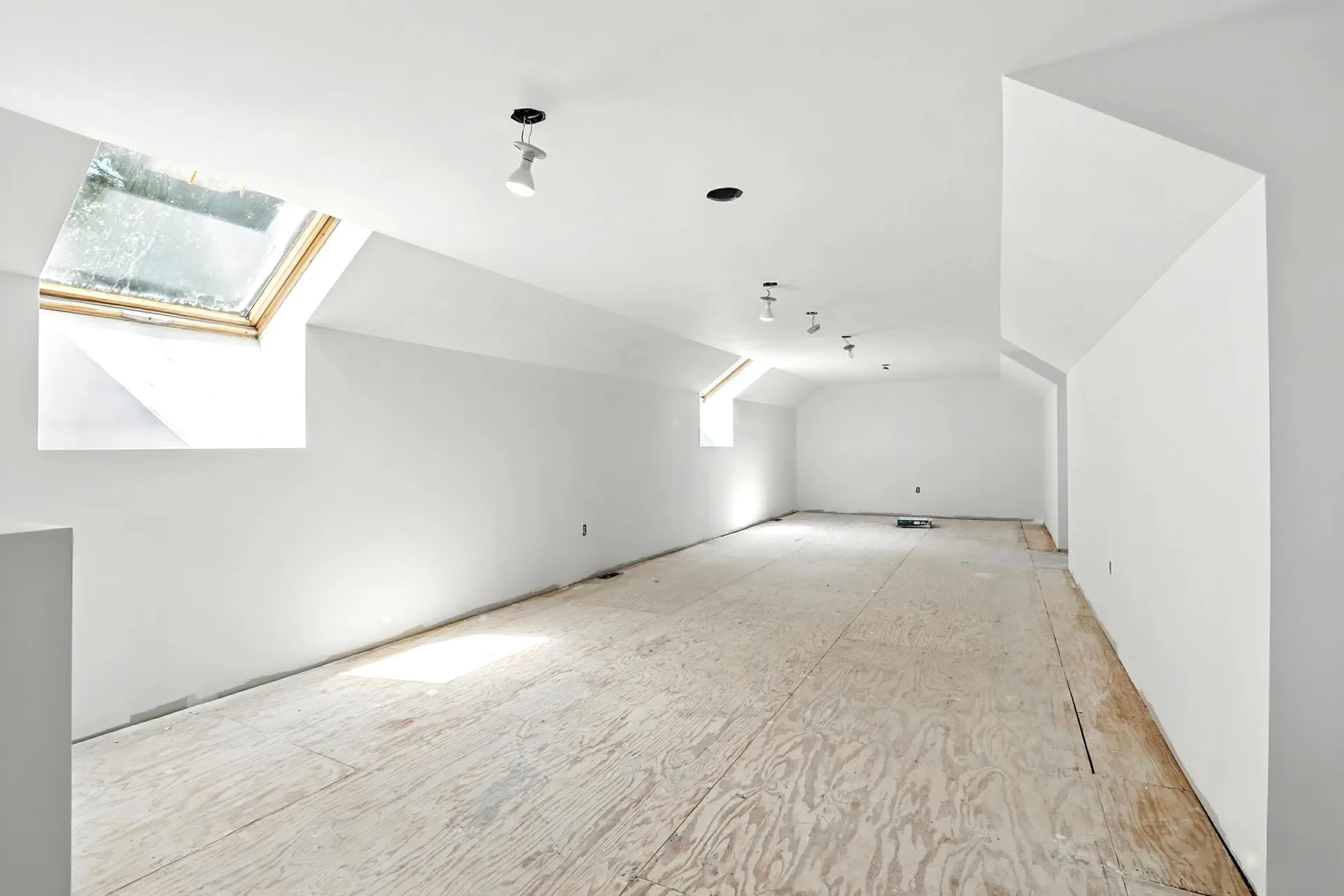 40 South River Road Bedford NH 03110