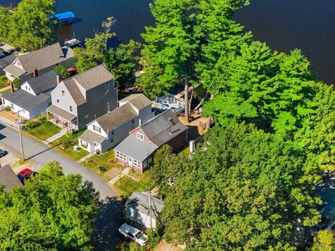 62 Wilders Grove Road Newton NH 03858