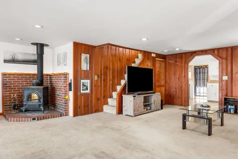 62 Wilders Grove Road Newton NH 03858