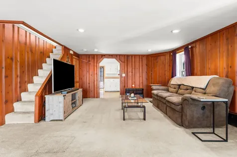 62 Wilders Grove Road Newton NH 03858