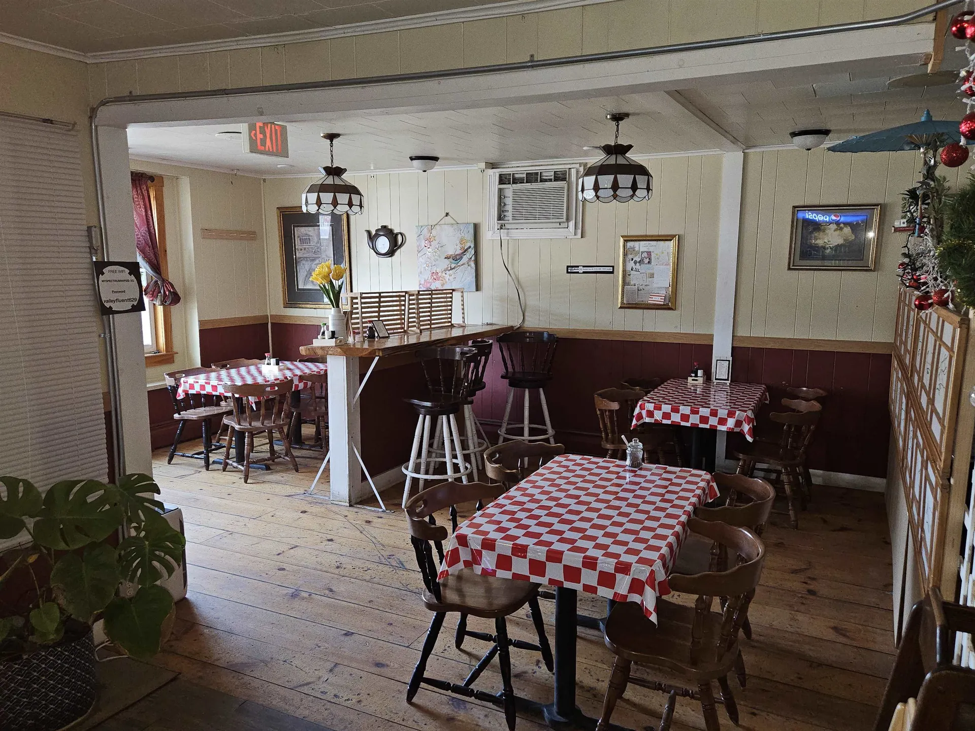 16 N Main Street Lisbon NH 03585