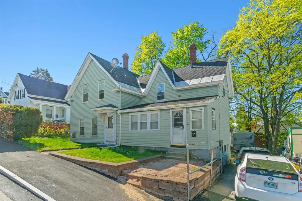 351 Laurel Street Manchester NH 03103
