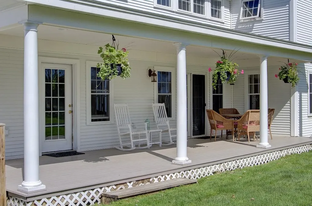 1009 South End Road North Hero VT 05474