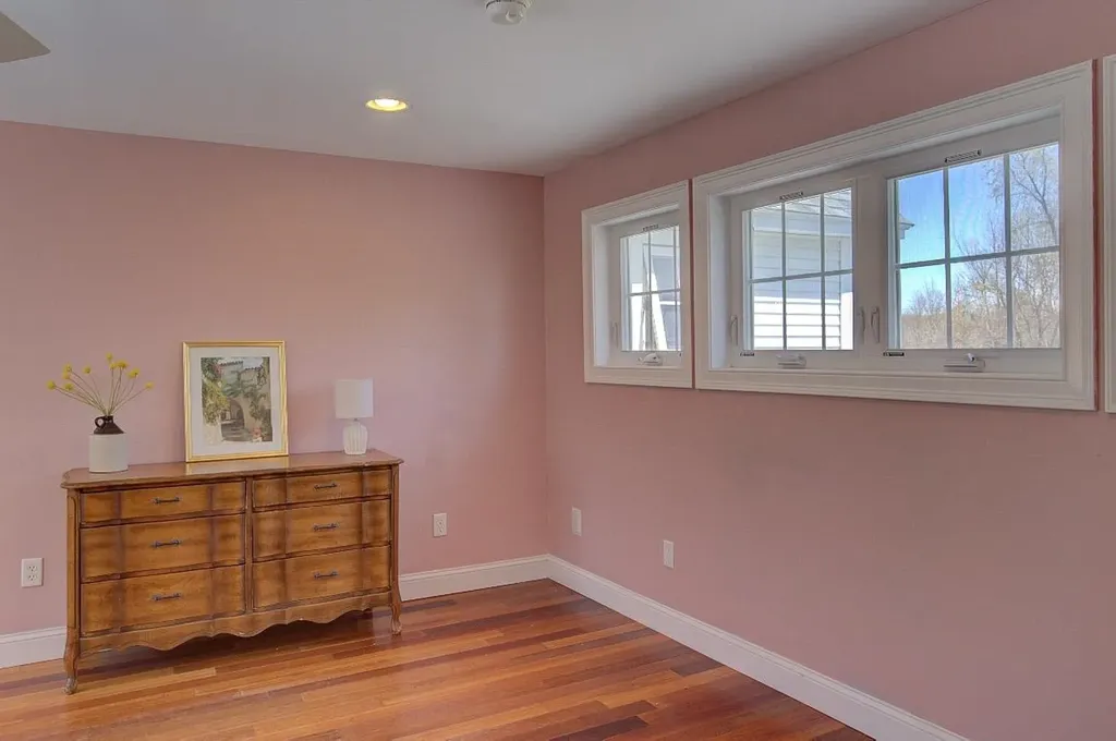 1009 South End Road North Hero VT 05474