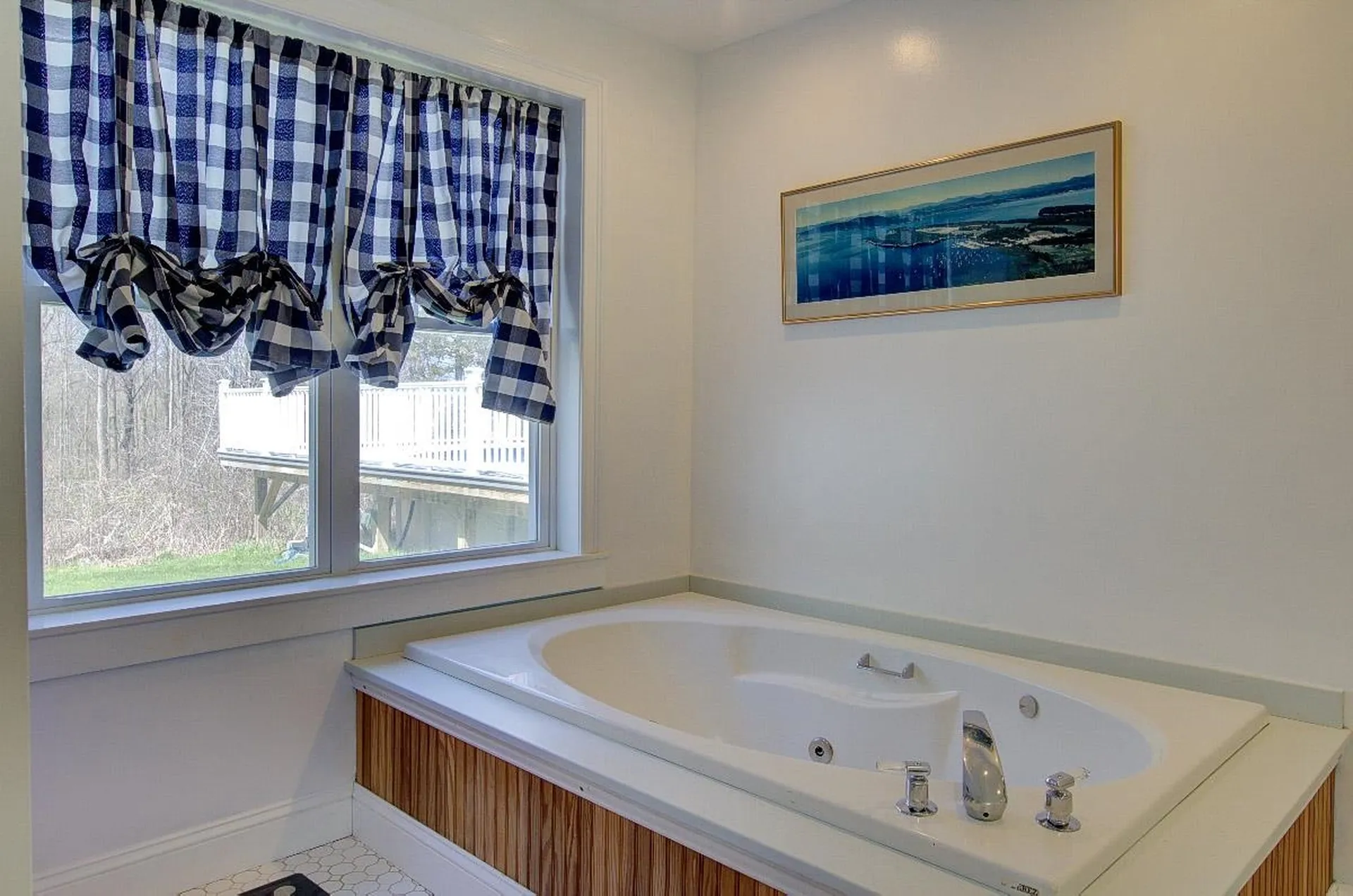 1009 South End Road North Hero VT 05474