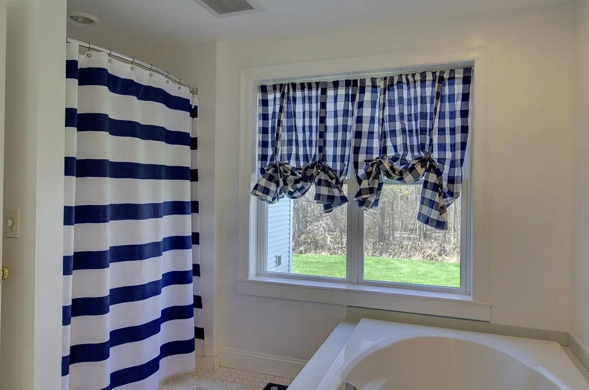 1009 South End Road North Hero VT 05474