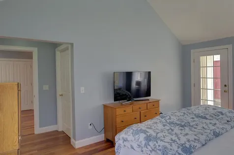 1009 South End Road North Hero VT 05474