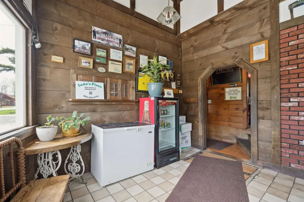 456 Us Route 5 S Fairlee VT 05045