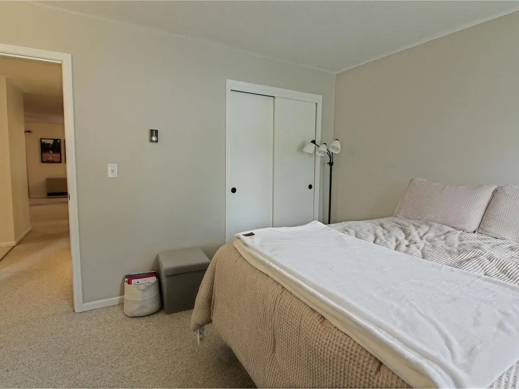 78 Bayberry Lane South Burlington VT 05403