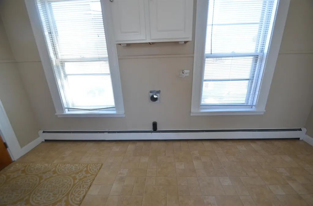 81 Warner Street Manchester NH 03102
