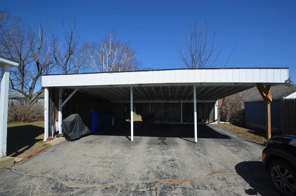 81 Warner Street Manchester NH 03102