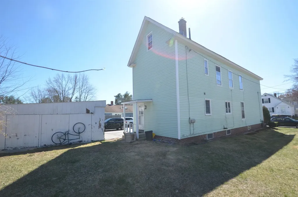 81 Warner Street Manchester NH 03102