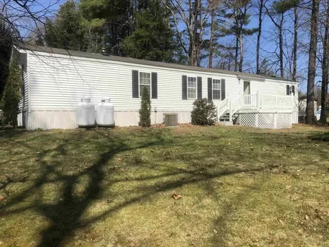 3 Reagan Street Epsom NH 03234