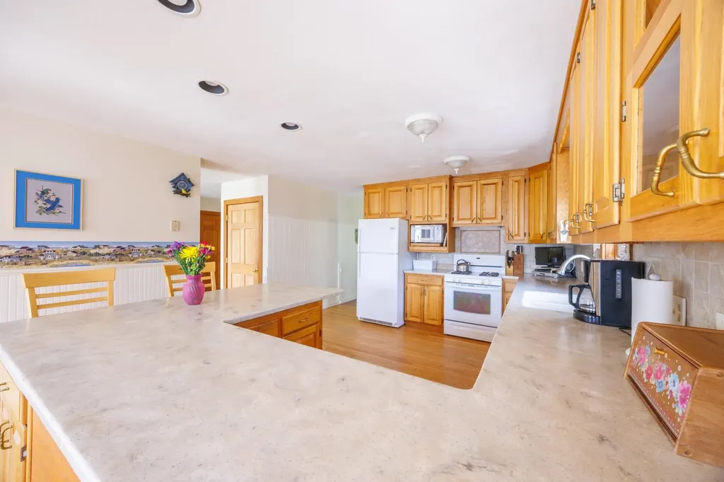 6 General John Sullivan Way Rollinsford NH 03869