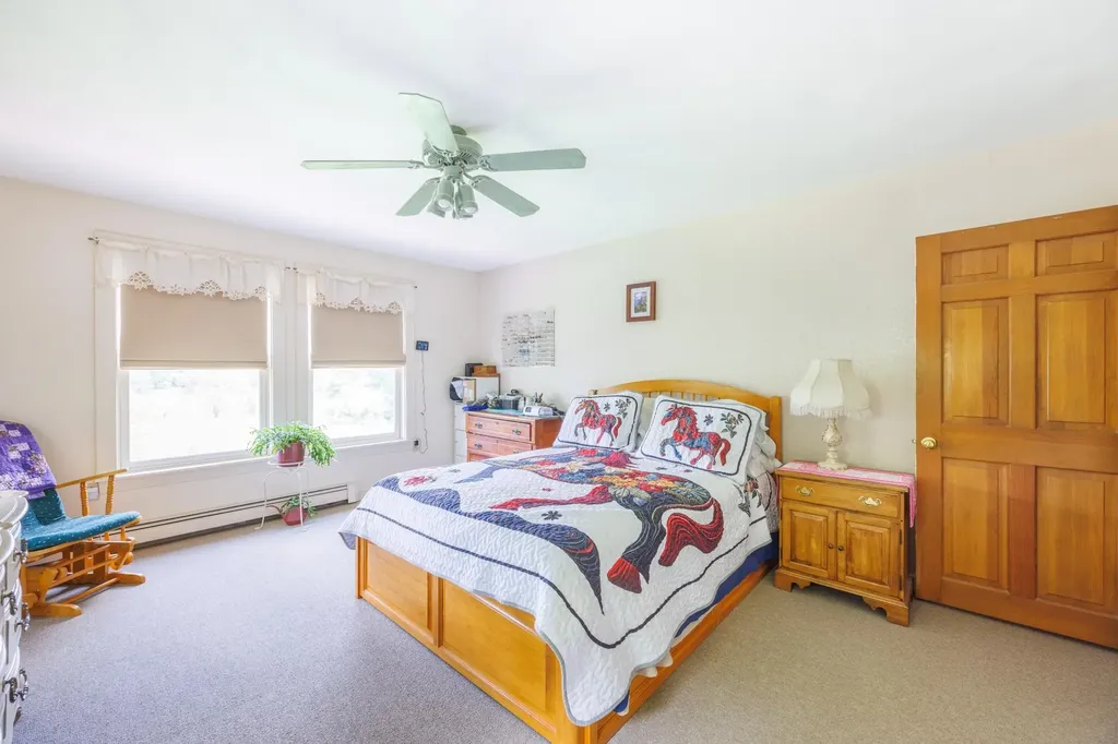 6 General John Sullivan Way Rollinsford NH 03869