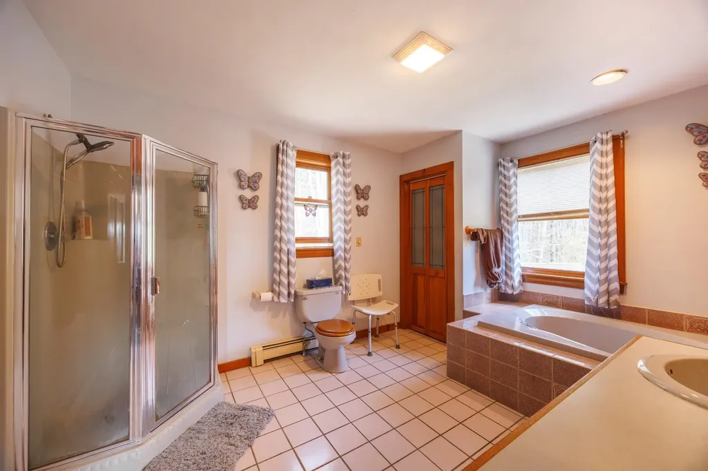 6 General John Sullivan Way Rollinsford NH 03869