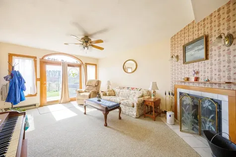 6 General John Sullivan Way Rollinsford NH 03869