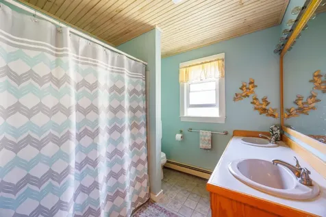 6 General John Sullivan Way Rollinsford NH 03869