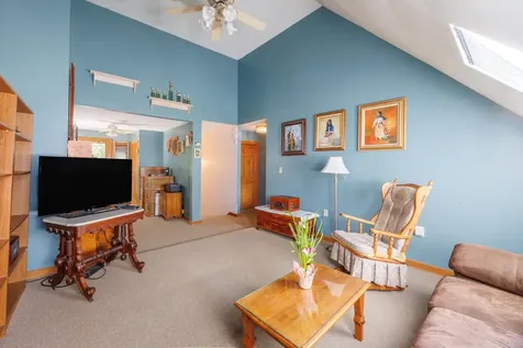 6 General John Sullivan Way Rollinsford NH 03869