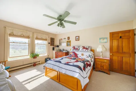 6 General John Sullivan Way Rollinsford NH 03869