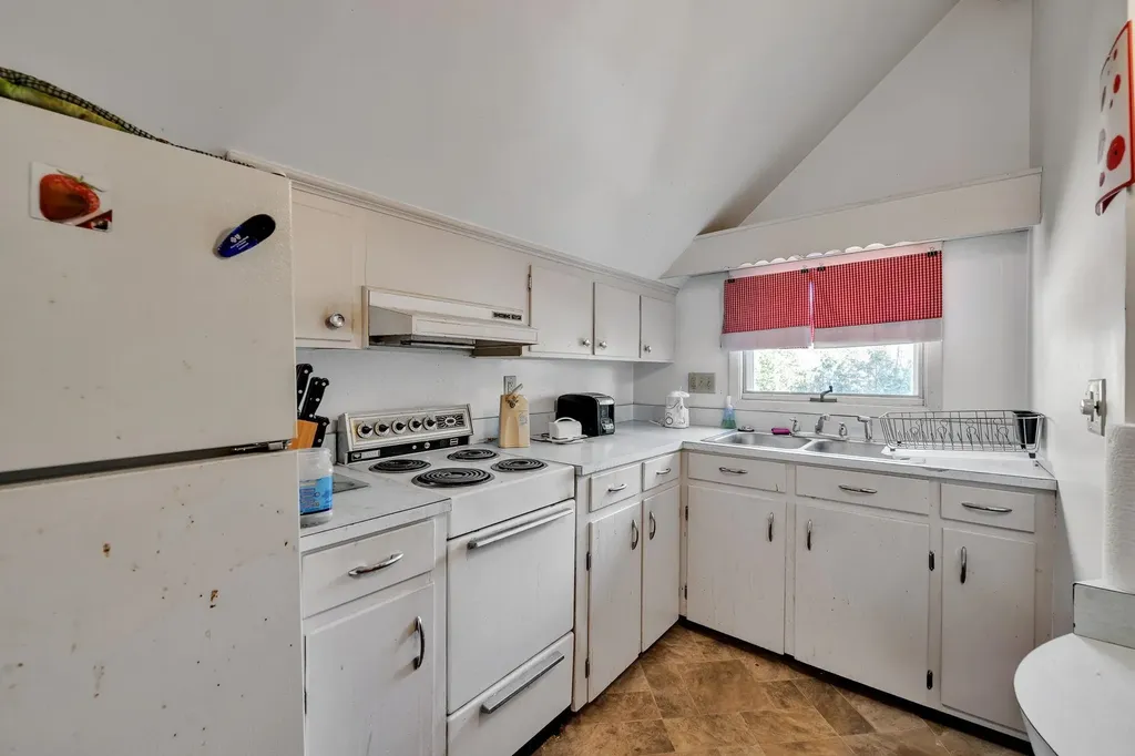 87 Currier Street Barre City VT 05641